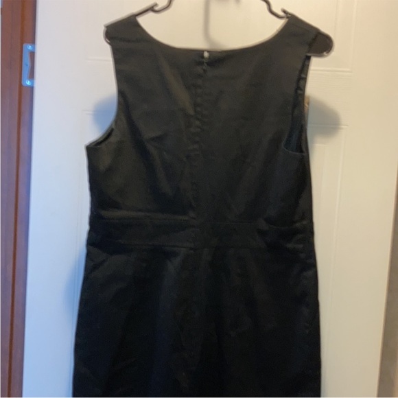 Mossimo LBD - Picture 4 of 5
